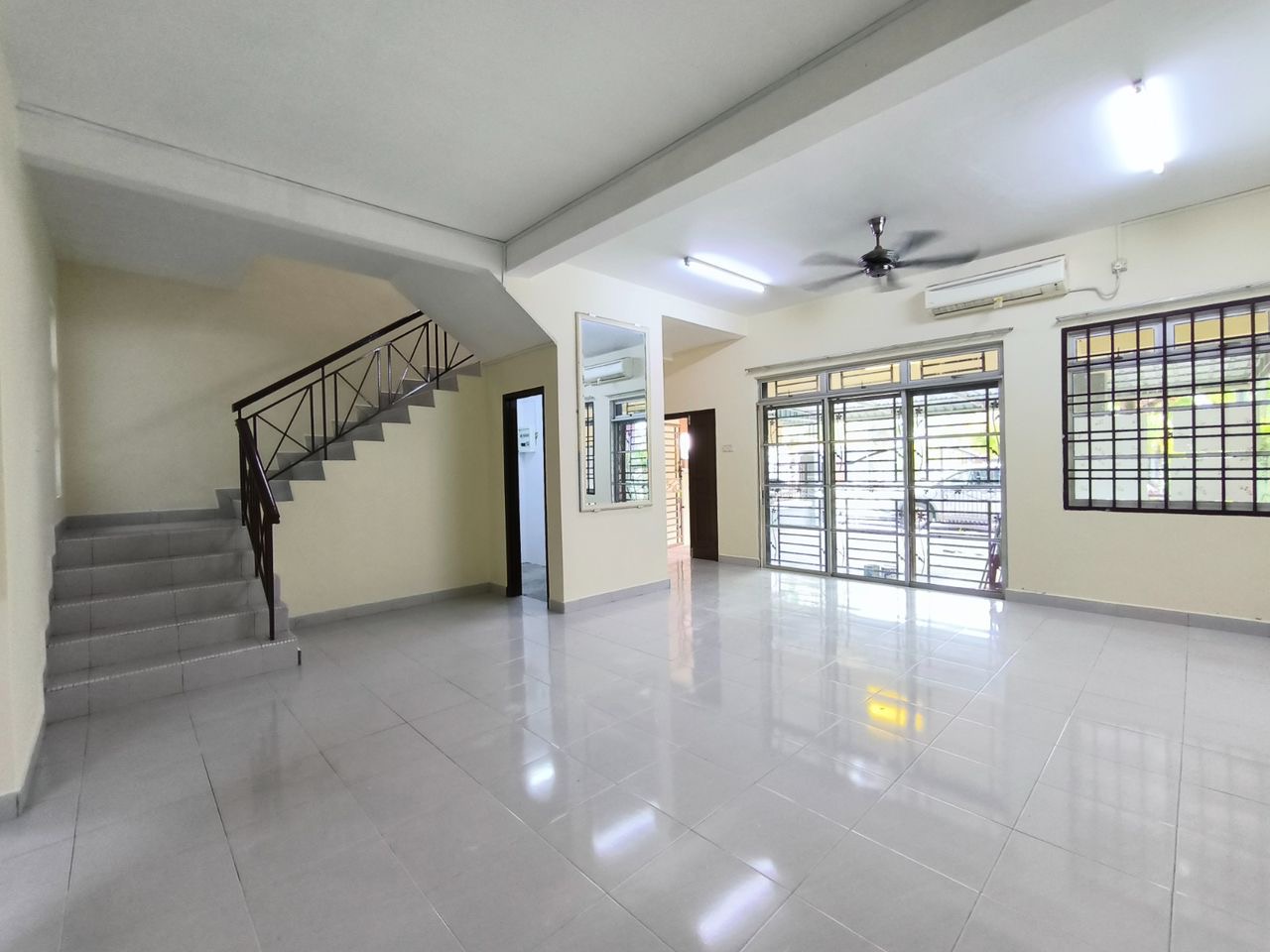 Jalan Pulai indah 5 - Pulai Indah