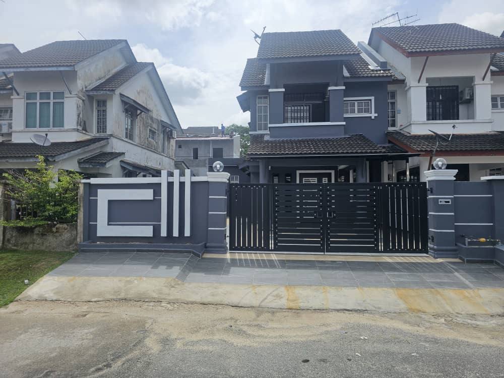 Taman Bukit Indah / Jalan Indah 5 / Corner