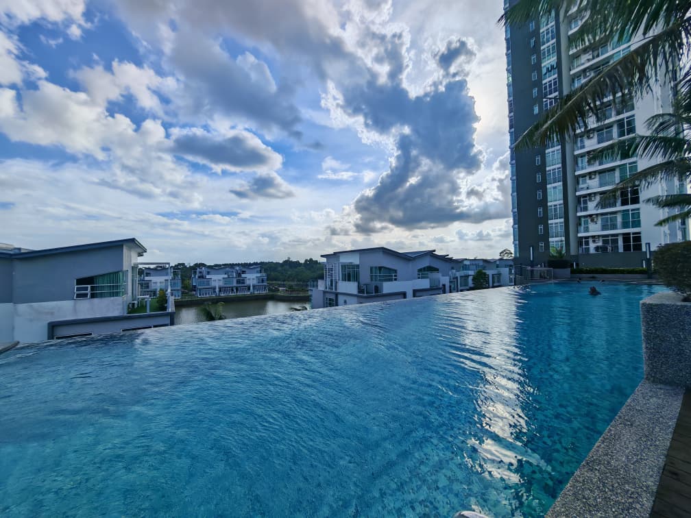 D’Lagoon Apartment - Seri Austin