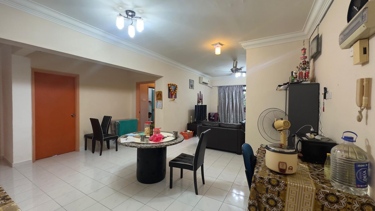 Skudai Villa - Tun Aminah 