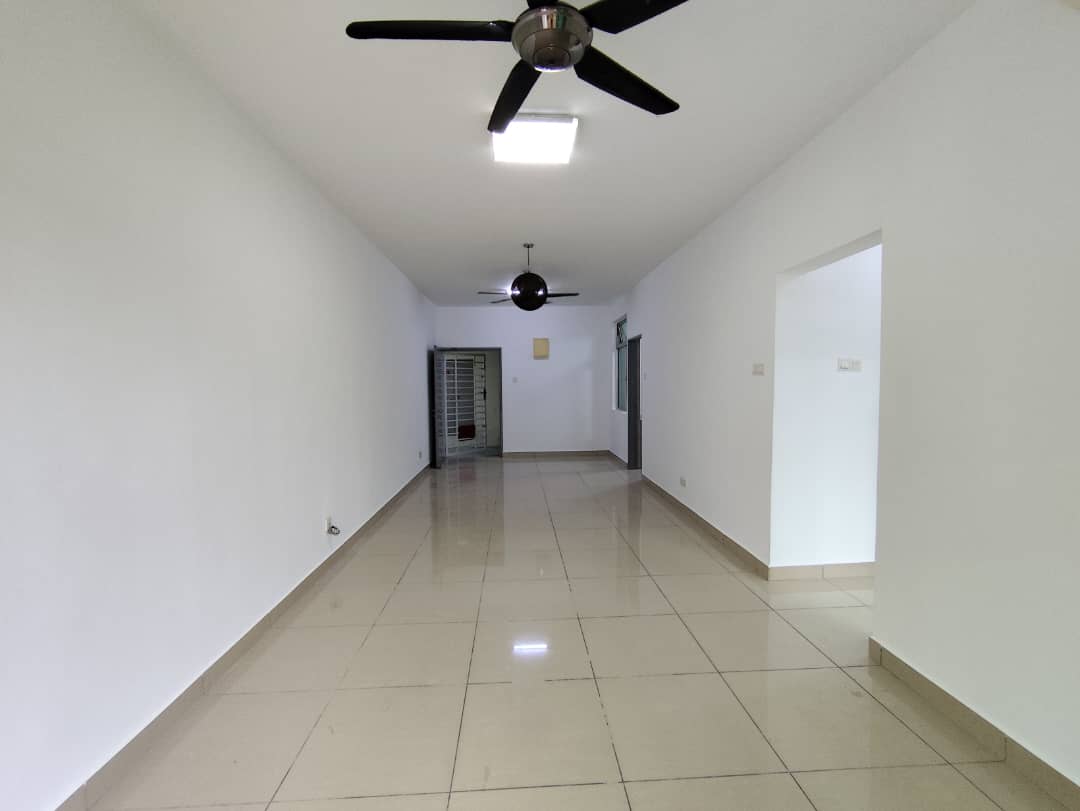 Eastbay Apartment - Megah Ria
