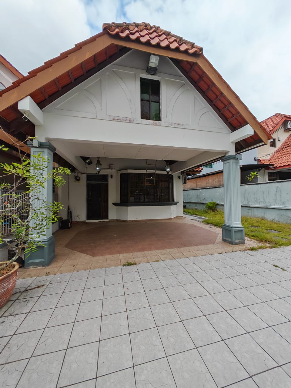 Jalan Pesona - Taman Pelangi Indah / 1.5-Sty Hou…