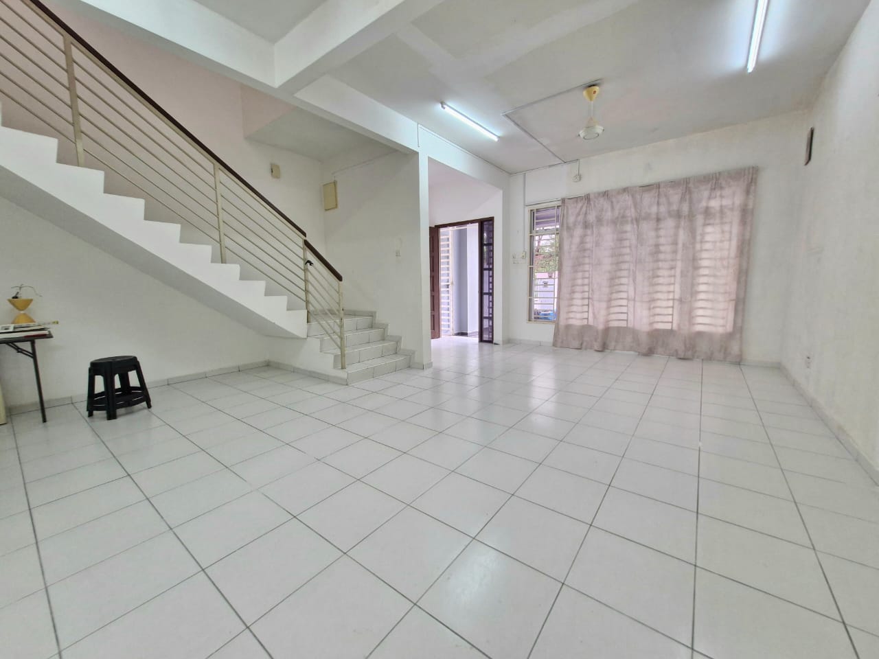 Desa Tebrau- Jalan Harmonium