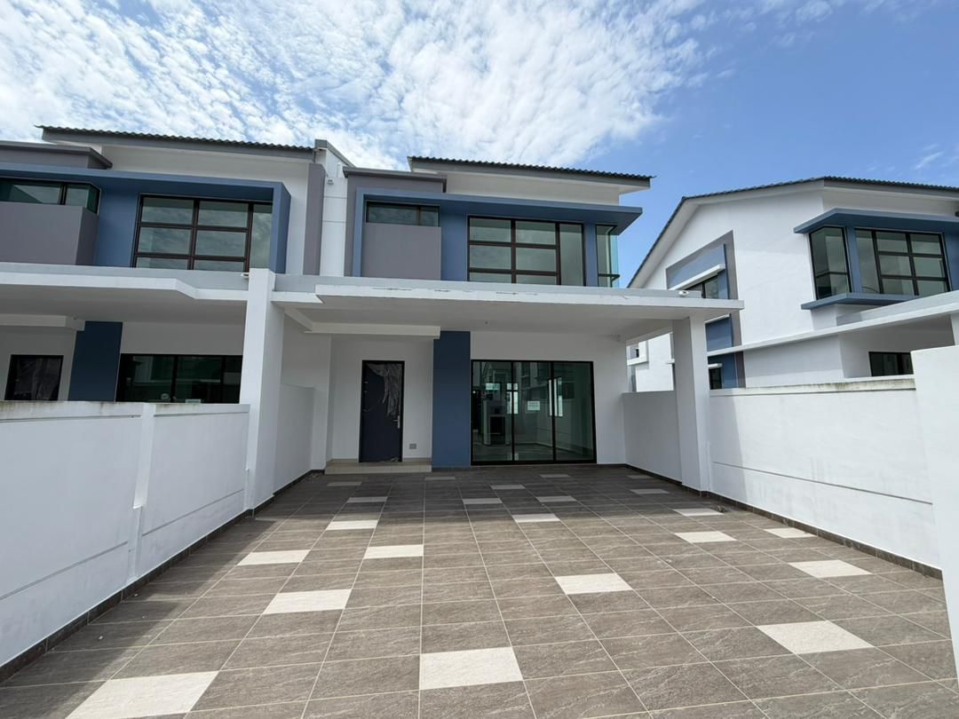 Austin Duta near Seri Austin / Endlot