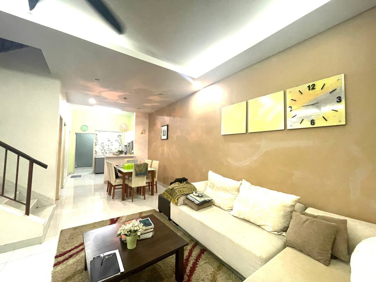 East Zone - Seri Austin