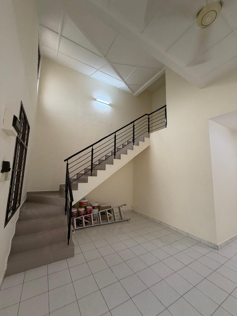 Setia Indah / Jalan Setia 8 / 1.5-Sty House