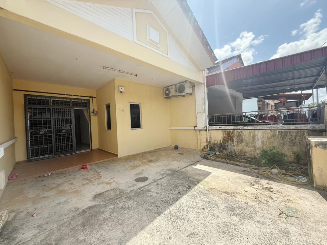 Taman JP Perdana near Austin Crest