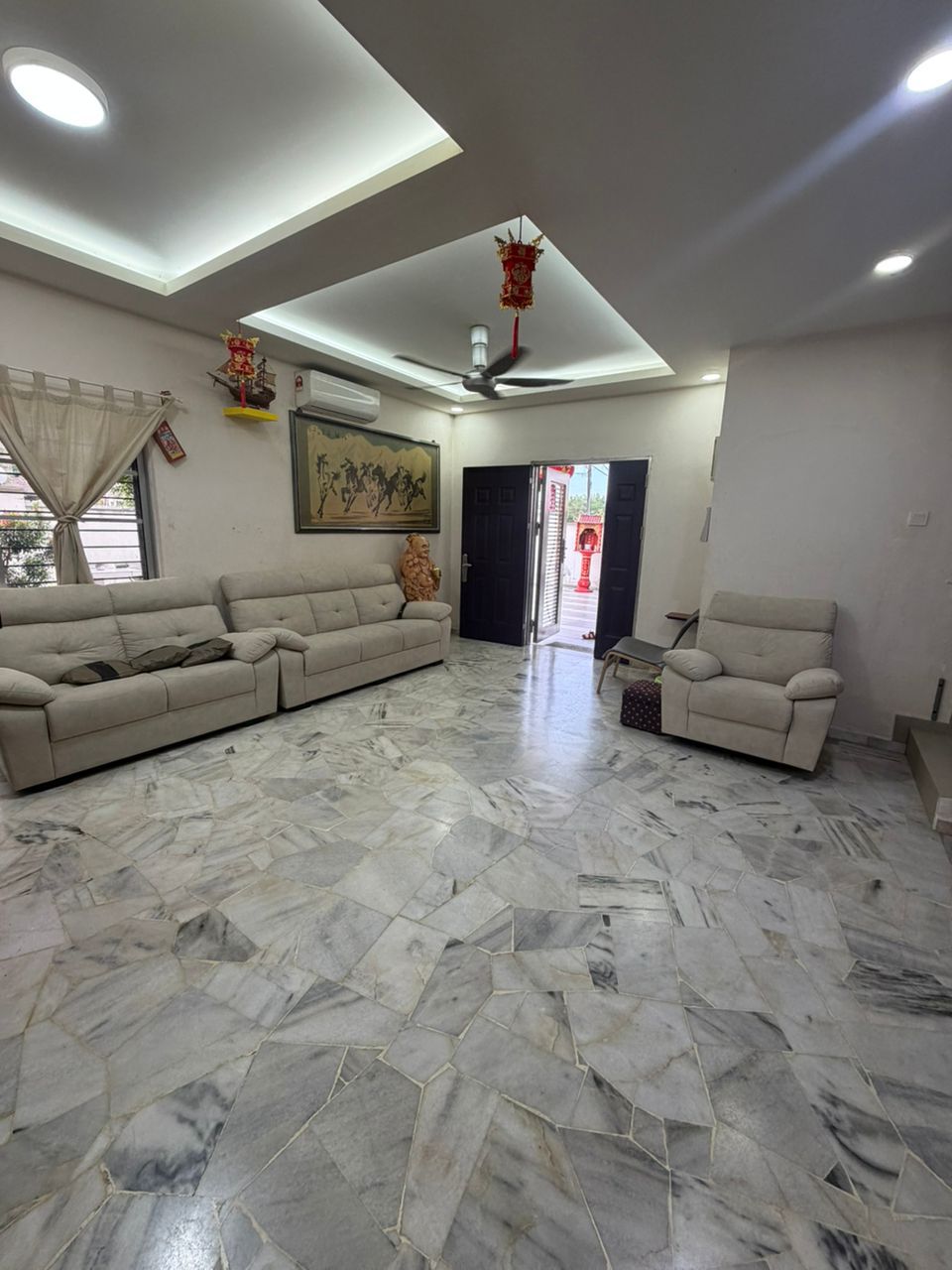 Skudai Baru / Corner