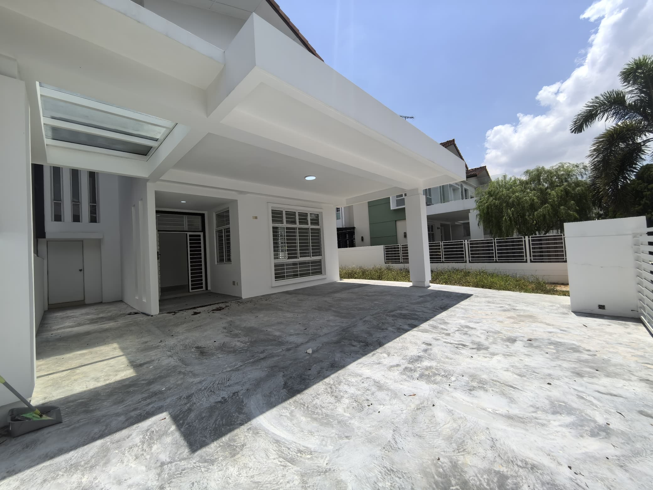 Taman Ponderosa Semi-D  / Molek