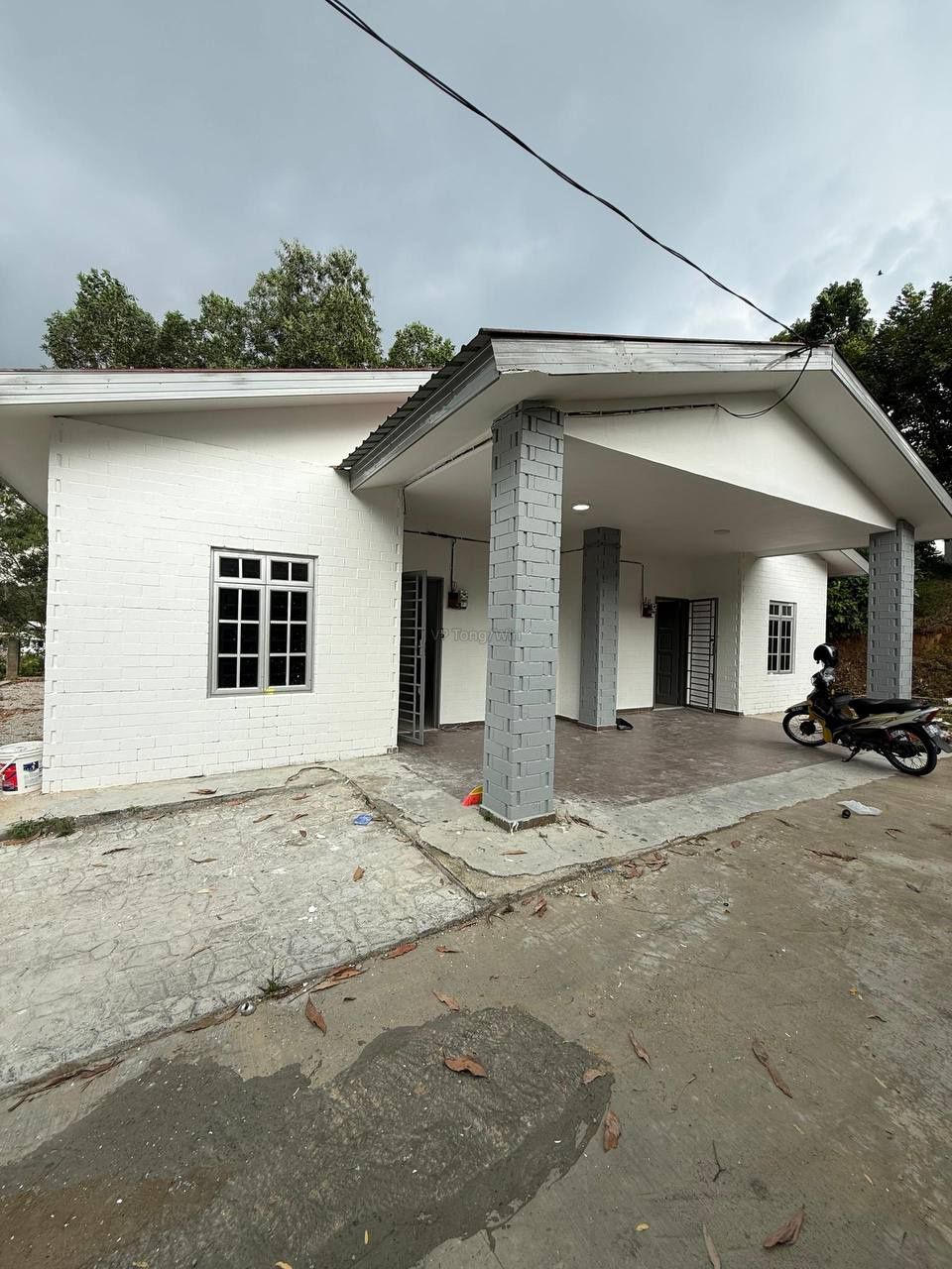 Kempas Baru / Single-Sty Bungalow