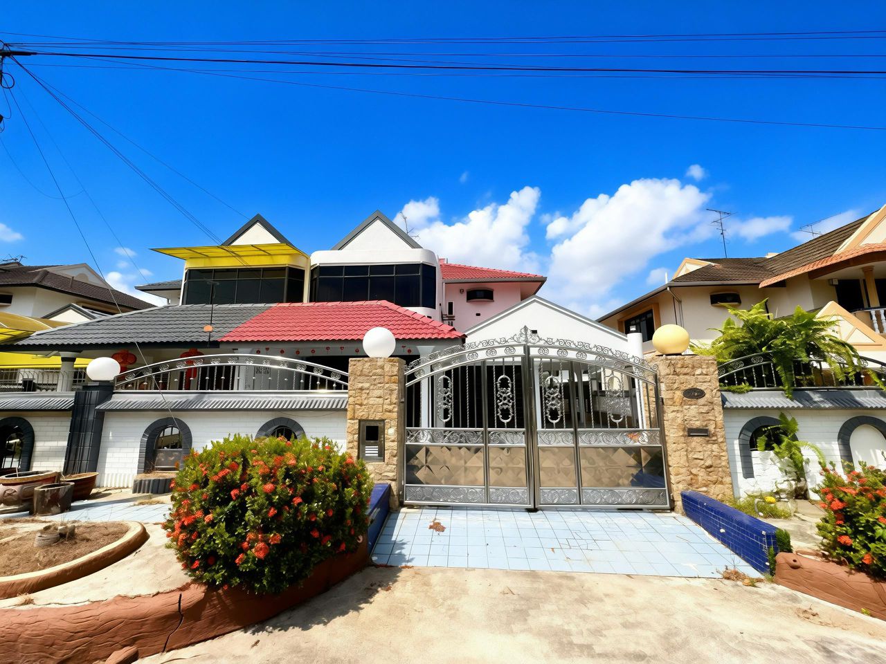 Taman Ros Merah / 2-Sty Semi D