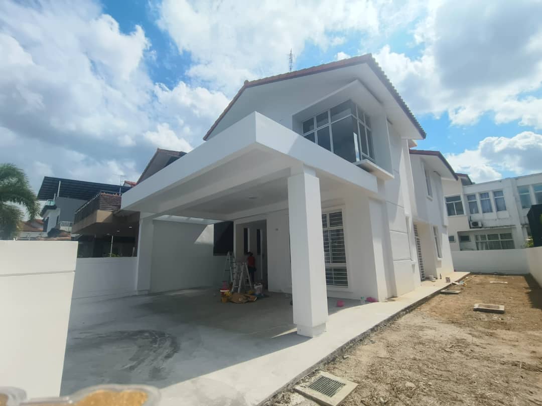 Taman Ponderosa / 2-Sty Semi D / Molek