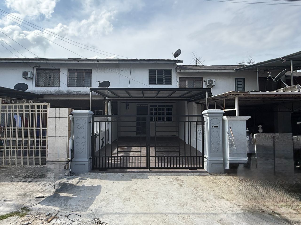Taman Anggerik / 2-Sty Low Cost