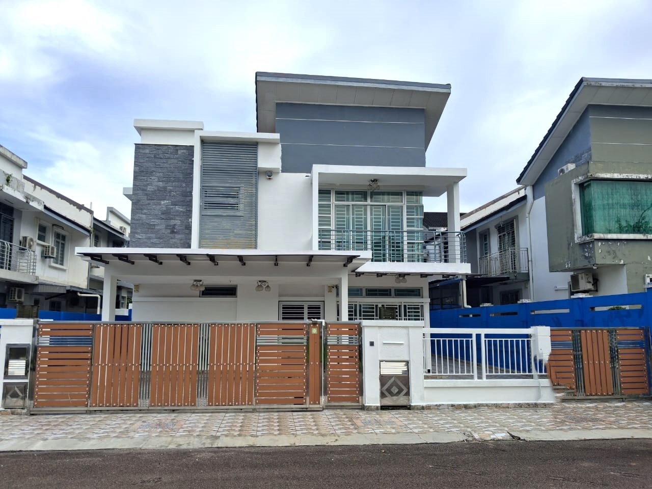 Mutiara Rini / 2-Sty Bungalow