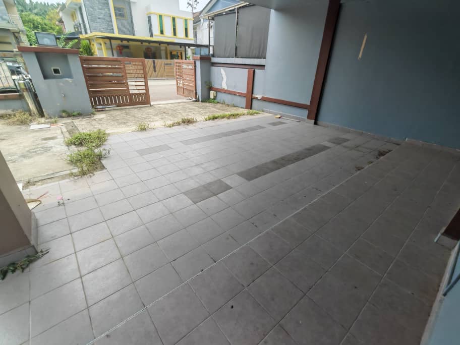 Mutiara Rini / Jalan Utama / Corner