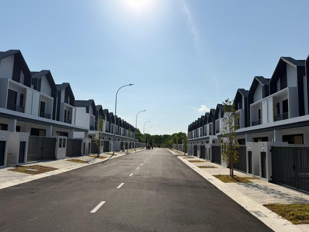 Bandar Dato Onn / Laman Permata / Corner
