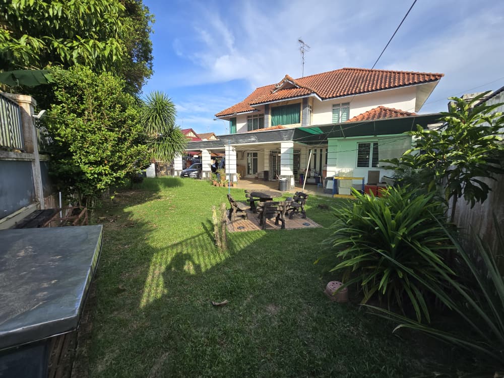 Taman Mutiara Rini / Corner