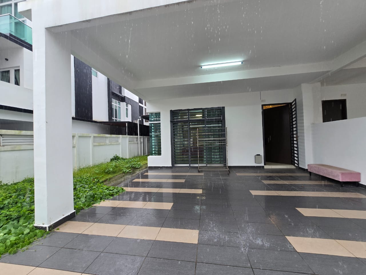 Nusa Sentral / Winter Sonata / 3-Sty House