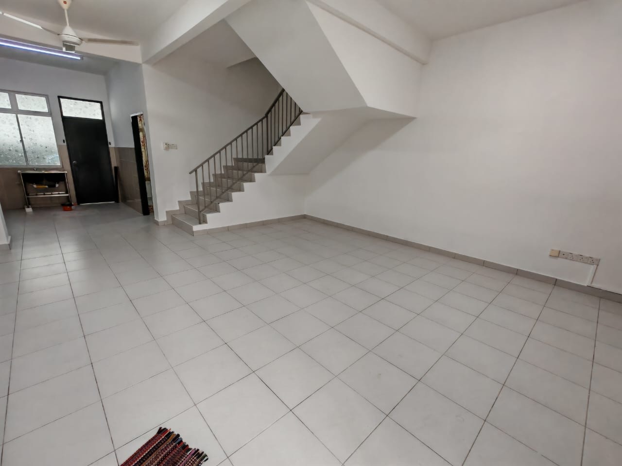 TAMAN PULAI MUTIARA / 2.5-Sty House