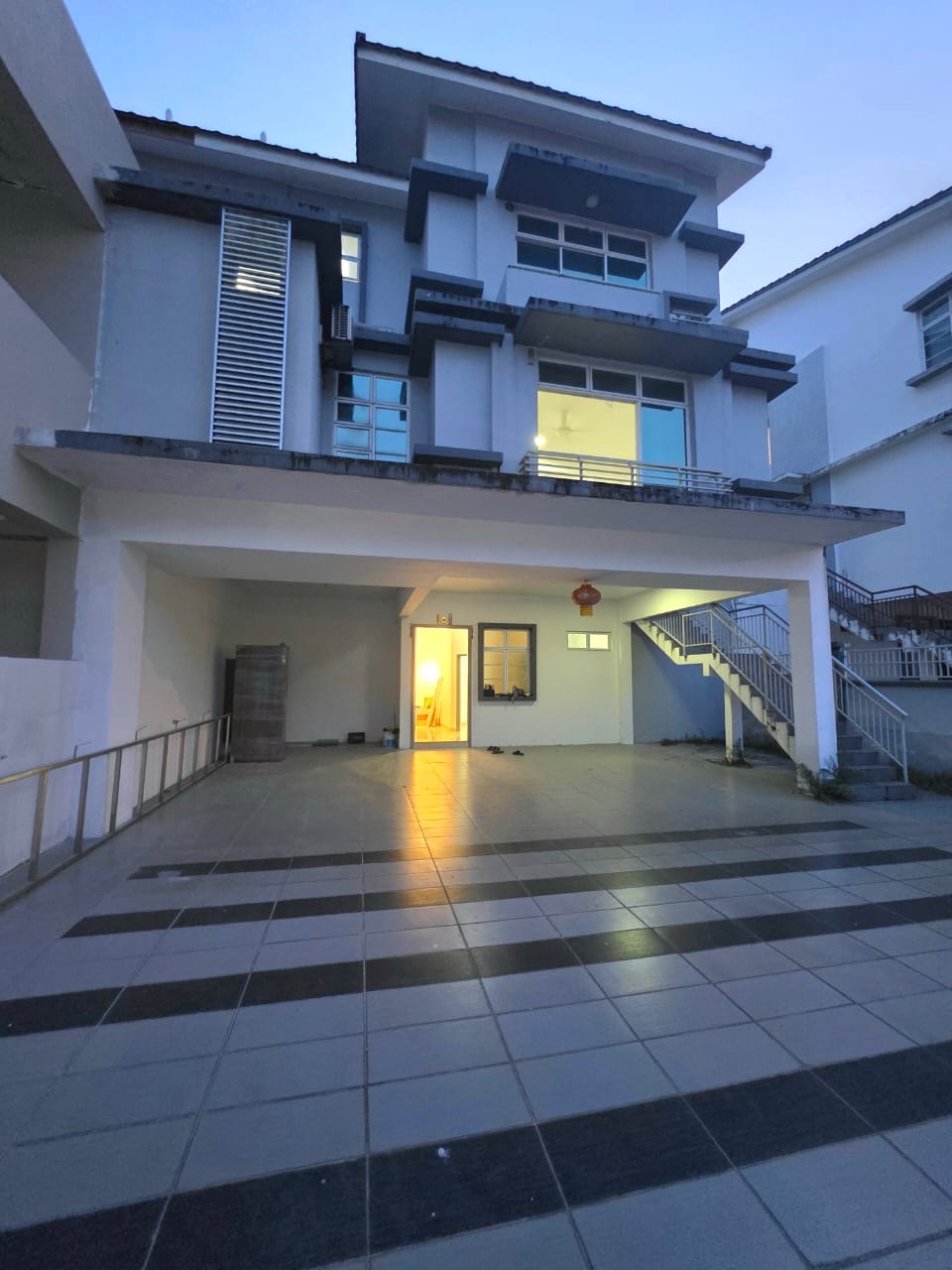 Mont Callista - Taman U / 2.5-Sty Semi D